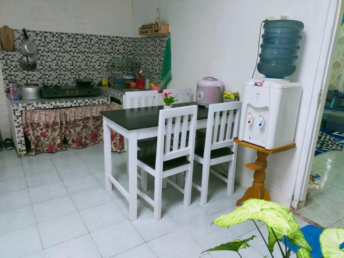 Shifana Homestay Syariah Джок'якарта Екстер'єр фото