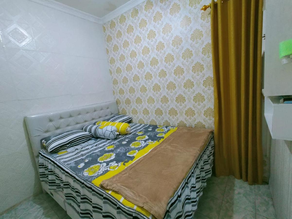 Shifana Homestay Syariah Джок'якарта Екстер'єр фото
